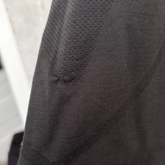 Lululemon Swiftly Tech Long Sleeve Crew - Picture 5 of 7
